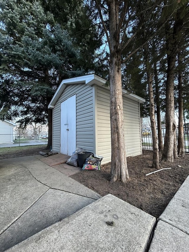 3301 Ernst St, Franklin Park, IL 60131 - photo 9