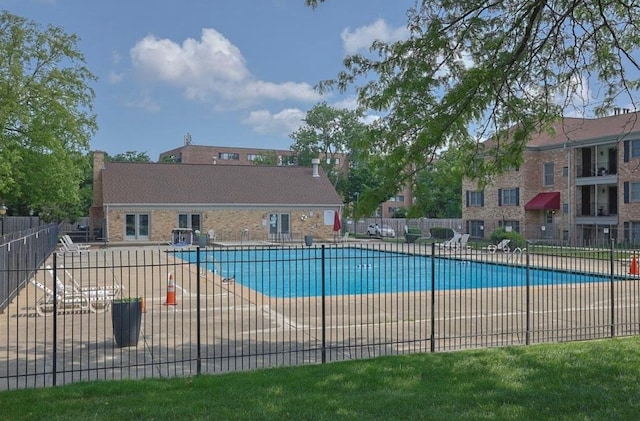 1746 Sessions Walk Unit 1746, Hoffman Estates, IL 60169 - community pool with a patio area