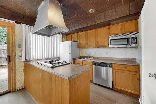 1746 Sessions Walk Unit 1746, Hoffman Estates, IL 60169 - kitchen with appliances with stainless steel finishes, custom range hood, light wood-type flooring, and a peninsula