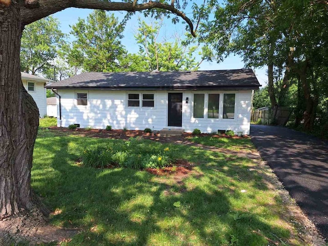 5841 Sunrise Ave, Clarendon Hills, IL 60514 - view of front of house with entry steps