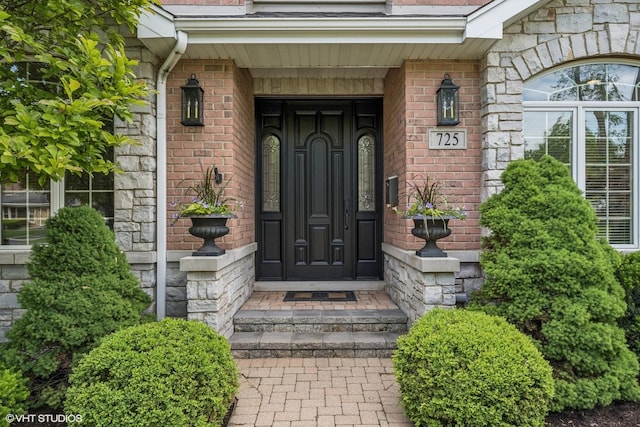 725 Park Plaine Ave, Park Ridge, IL 60068 - entrance to property with brick siding and stone siding