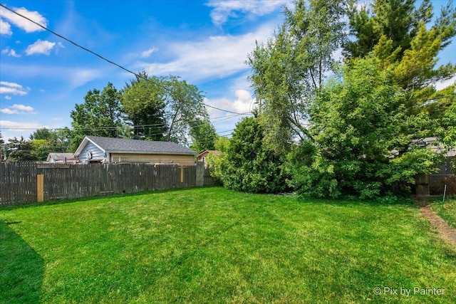 1422 Ridgeway St, Round Lake Beach, IL 60073 - view of yard