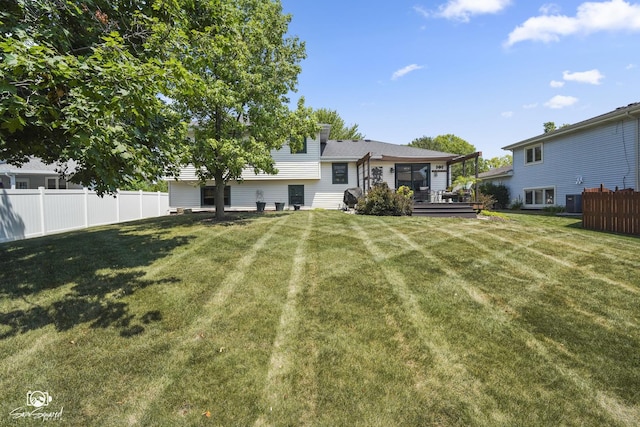 16637 W Oneida Dr, Lockport, IL 60441 - back of property with a wooden deck