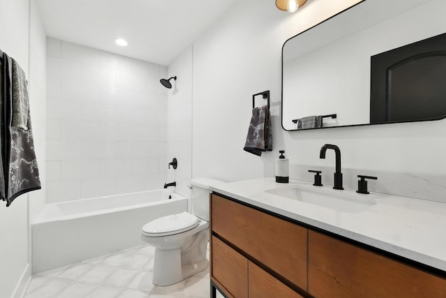 9709 S Leavitt St, Chicago, IL 60643 - bathroom with vanity and washtub / shower combination