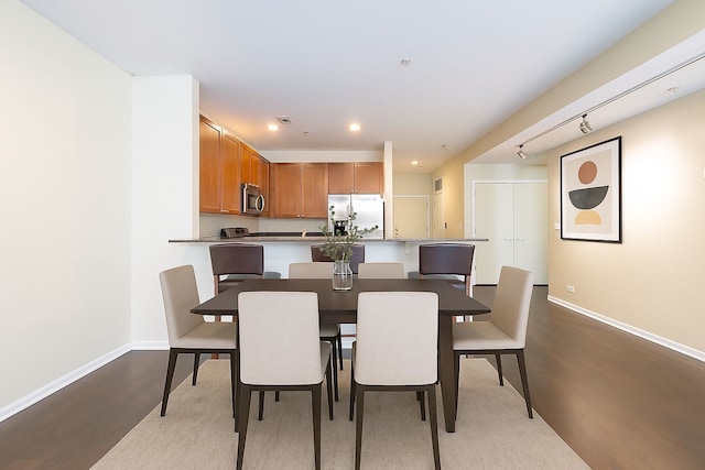 915 S Oak Park Ave Unit 1B, Oak Park, IL 60304 - dining area with recessed lighting and dark wood finished floors