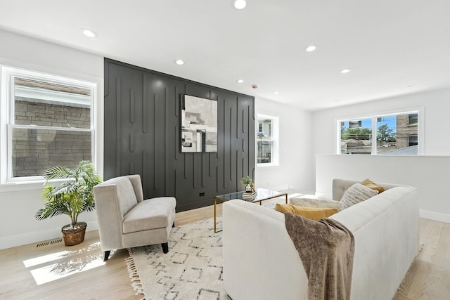4630 N Kasson Ave, Chicago, IL 60630 - living room with light wood-style flooring and recessed lighting