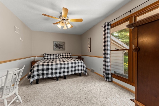 609 S Park St, Paxton, IL 60957 - bedroom featuring carpet floors and a ceiling fan