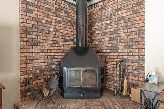 609 S Park St, Paxton, IL 60957 - detailed view of a wood stove