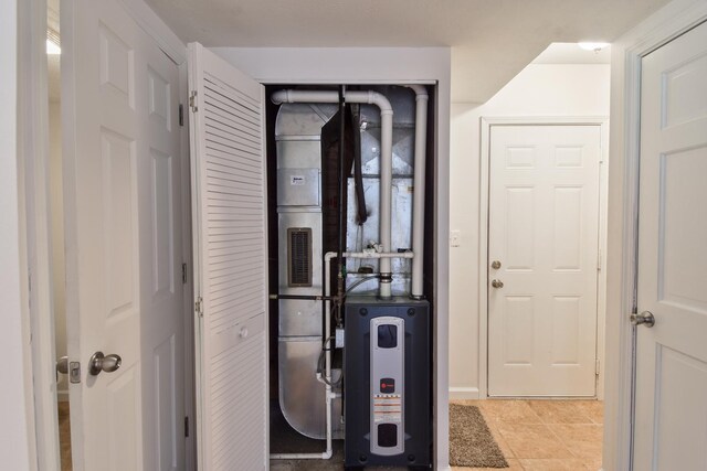 1409 N Nixon Dr, Pontiac, IL 61764 - view of utility room