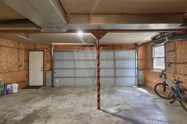 1409 N Nixon Dr, Pontiac, IL 61764 - view of garage