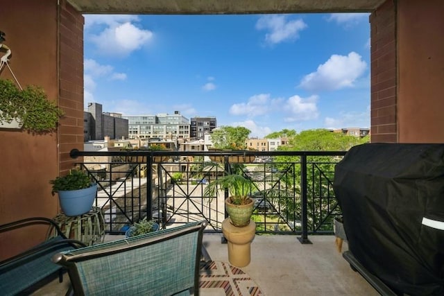 3232 N Halsted St Unit D412, Chicago, IL 60657 - balcony with grilling area