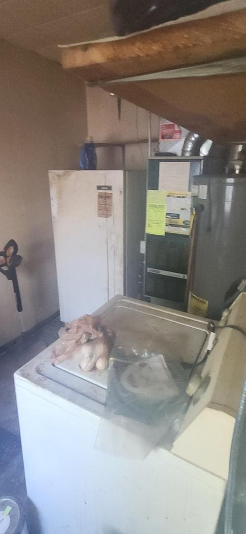 1609 Marlboro Ln, Crest Hill, IL 60403 - utility room with water heater