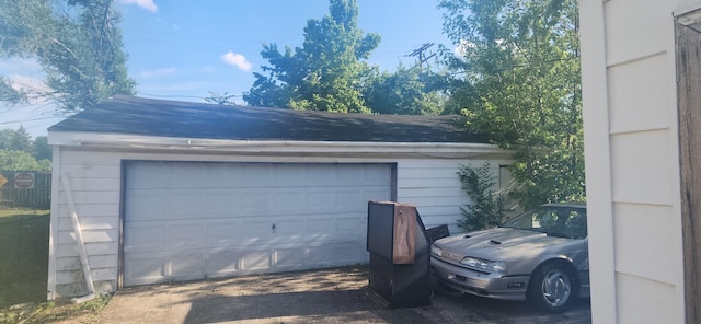 1609 Marlboro Ln, Crest Hill, IL 60403 - view of detached garage