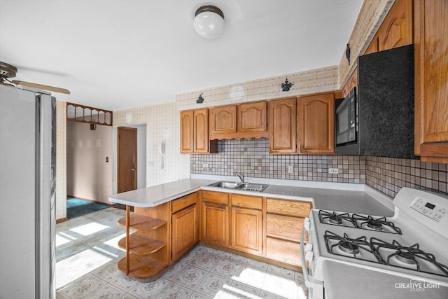 525 Raymond Ct, Schaumburg, IL 60193 - photo 7