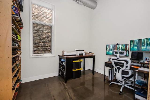 1375 N Milwaukee Ave Unit 3F, Chicago, IL 60622 - home office with baseboards