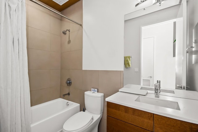 1375 N Milwaukee Ave Unit 3F, Chicago, IL 60622 - full bathroom with shower / bath combo with shower curtain and vanity