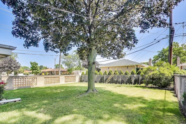 7203 W Lill St, Niles, IL 60714 - view of fenced backyard