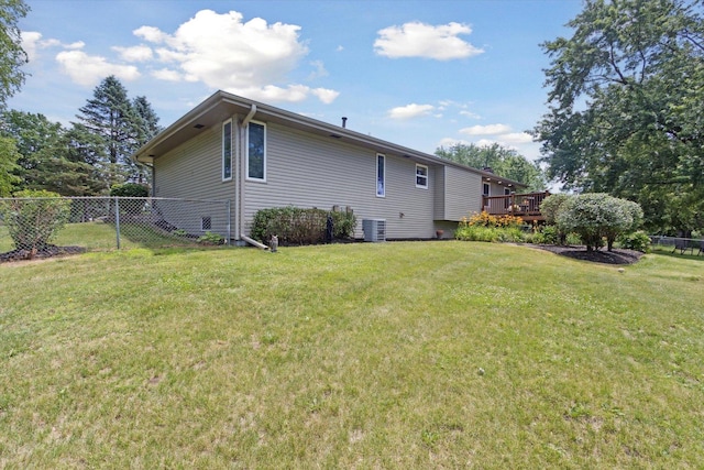 11740 Wagon Ln, Roscoe, IL 61073 - back of house featuring a deck