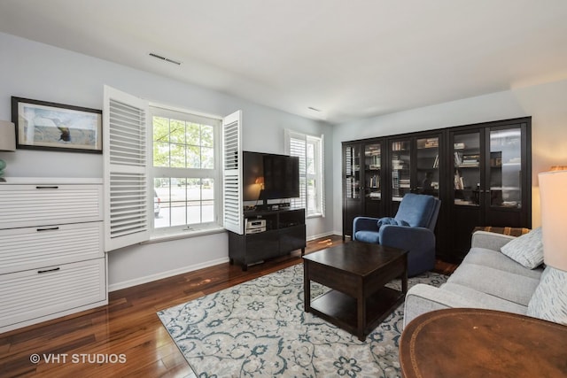 521 Coventry Ln Unit 3, Crystal Lake, IL 60014 - living room with wood finished floors and baseboards