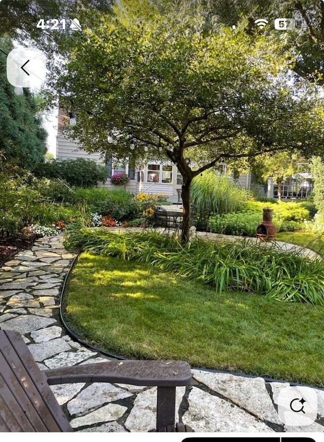 410 W 12th St, Sterling, IL 61081 - view of yard