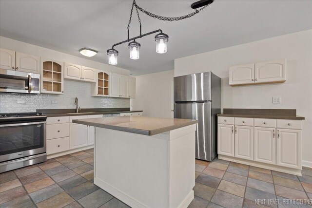 230 Elmwood Dr, Naperville, IL 60540 - photo 11