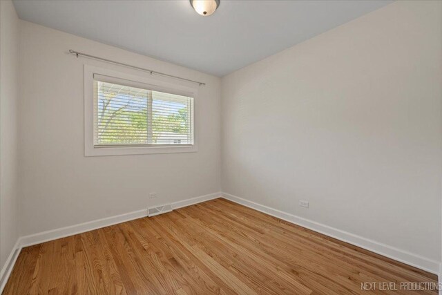 230 Elmwood Dr, Naperville, IL 60540 - photo 25