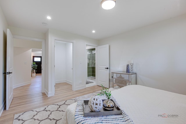 1729 N Mitchell Ave, Arlington Heights, IL 60004 - bedroom featuring light wood-style floors, recessed lighting, and ensuite bath