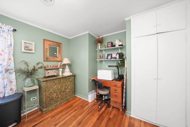 14848 Keystone Ave, Midlothian, IL 60445 - office space with ornamental molding and wood finished floors