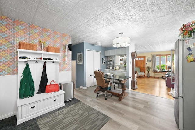 14848 Keystone Ave, Midlothian, IL 60445 - mudroom featuring light wood finished floors and baseboards