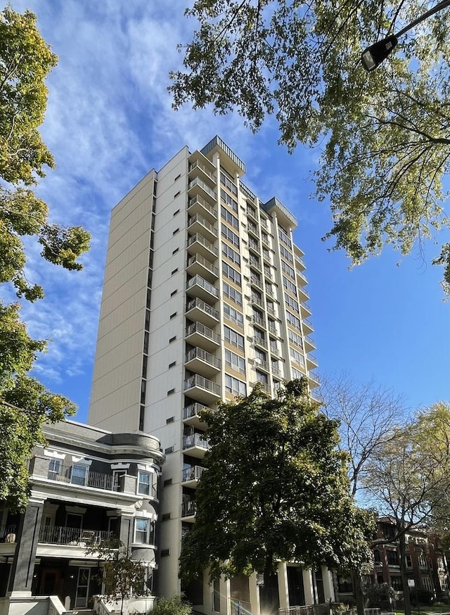 5471 S Hyde Park Blvd Unit 16Ab, Chicago, IL 60615 - view of apartment building / complex