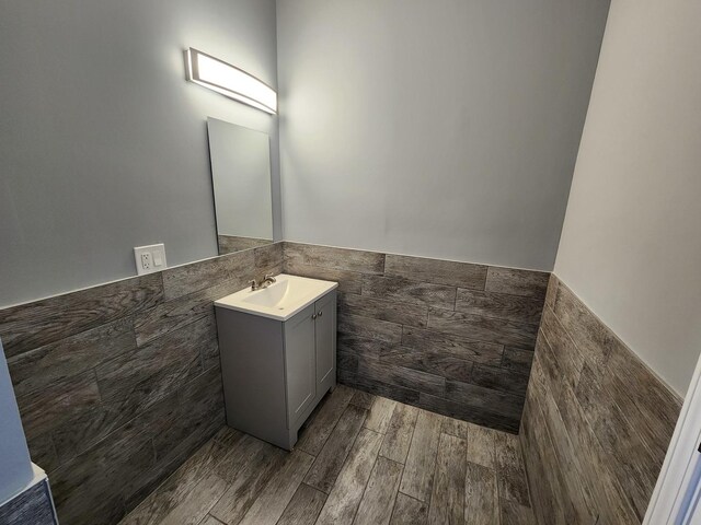 10141 S Wallace St, Chicago, IL 60628 - photo 9