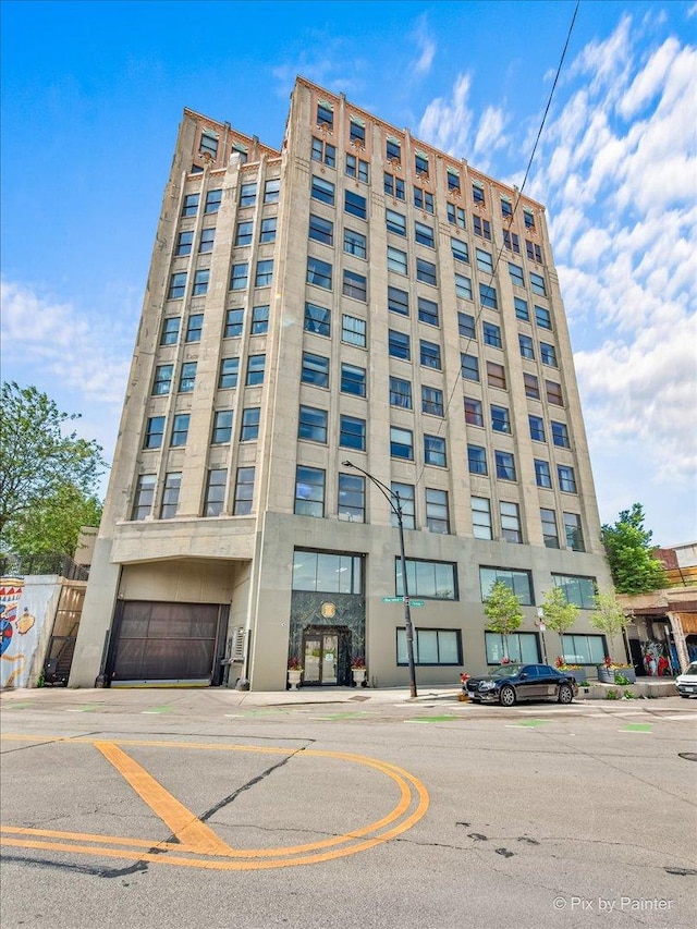 1550 S Blue Island Ave Unit 822, Chicago, IL 60608 - view of building exterior