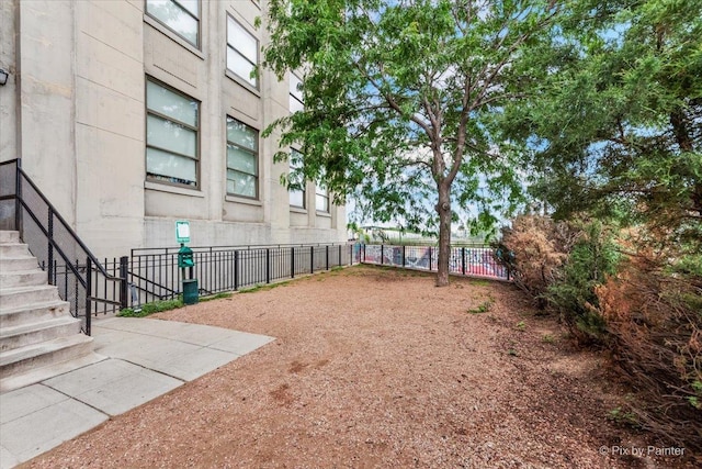 1550 S Blue Island Ave Unit 822, Chicago, IL 60608 - view of yard