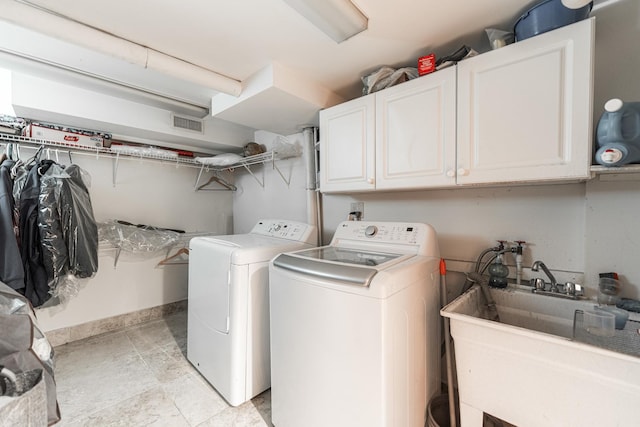 29 Oak Ridge Ave, Hillside, IL 60162 - laundry room featuring cabinet space and washing machine and clothes dryer