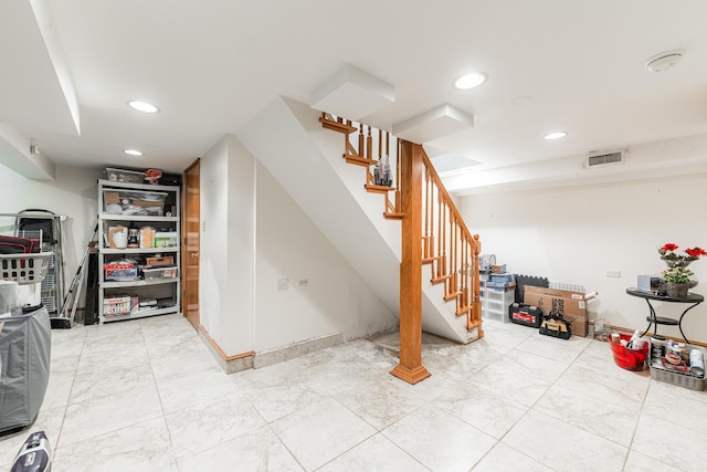29 Oak Ridge Ave, Hillside, IL 60162 - finished below grade area with stairs and recessed lighting