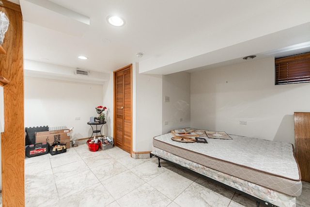 29 Oak Ridge Ave, Hillside, IL 60162 - corridor featuring recessed lighting and baseboards
