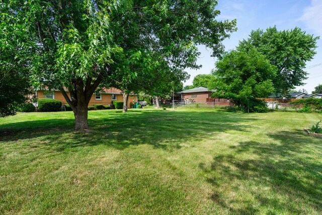 935 E 1st St, Lockport, IL 60441 - photo 24