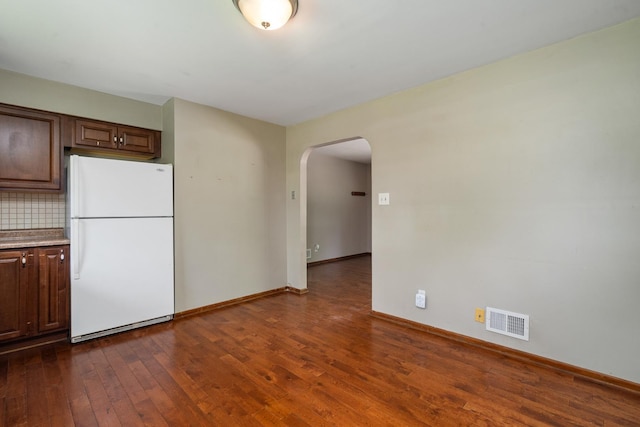 935 E 1st St, Lockport, IL 60441 - photo 9