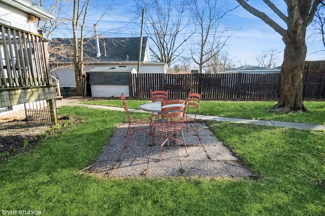 120 S Kinzie St, Thornton, IL 60476 - view of yard featuring a patio area and a storage shed