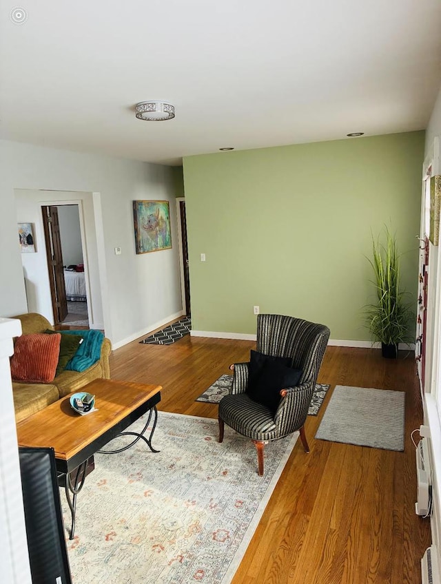 120 S Kinzie St, Thornton, IL 60476 - living area featuring wood finished floors and baseboards