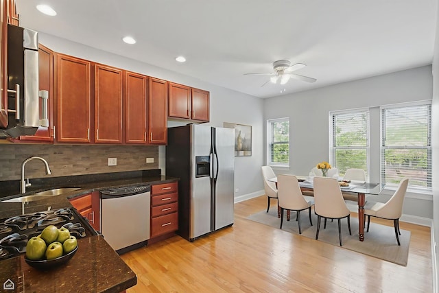6200 S Evans Ave Unit 3, Chicago, IL 60637 - kitchen featuring stainless steel fridge with ice dispenser, dishwasher, decorative backsplash, ceiling fan, and light wood-style floors