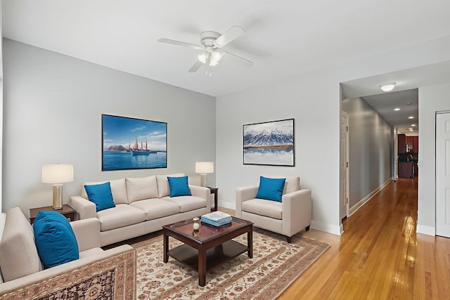 6200 S Evans Ave Unit 3, Chicago, IL 60637 - living area featuring light wood-style floors, a ceiling fan, and recessed lighting