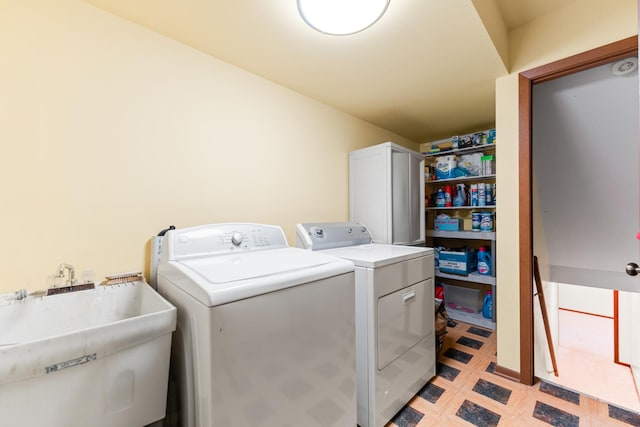 1707 Roosa Ln, Elk Grove Village, IL 60007 - washroom featuring washing machine and dryer and cabinet space