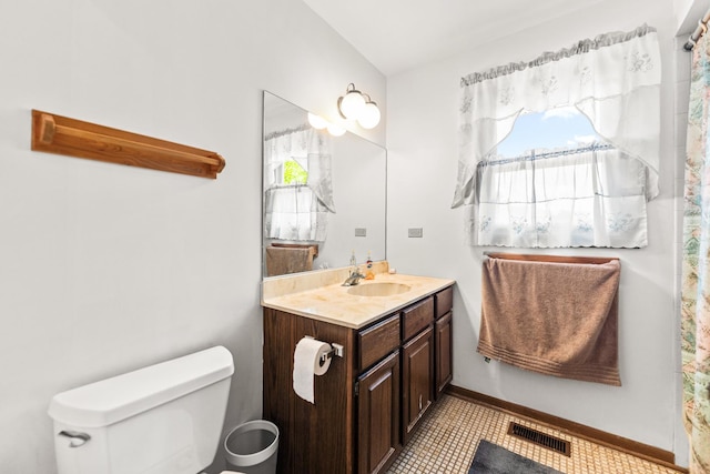 1707 Roosa Ln, Elk Grove Village, IL 60007 - bathroom featuring toilet and vanity