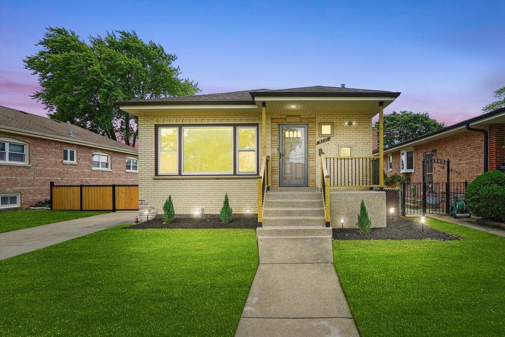4221 W 107th St, Oak Lawn, IL 60453 - photo 1