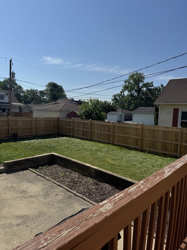 1108 Oakland Ave, Joliet, IL 60435 - fenced backyard featuring a patio area