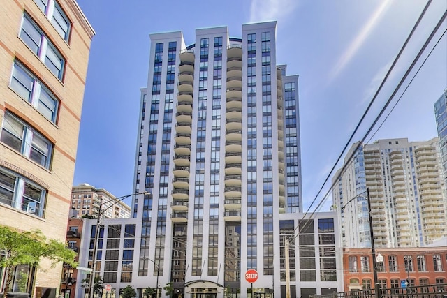 435 W Erie St Unit 1708, Chicago, IL 60654 - photo 1