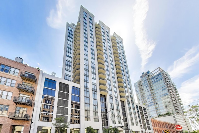 435 W Erie St Unit 1708, Chicago, IL 60654 - photo 2