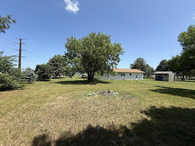 31535 E Thome Rd, Rock Falls, IL 61071 - view of green lawn with a shed