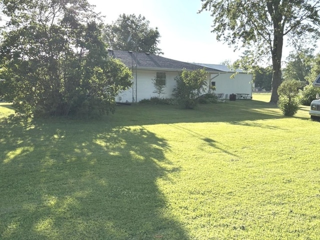 312 Water St, Earlville, IL 60518 - view of green lawn
